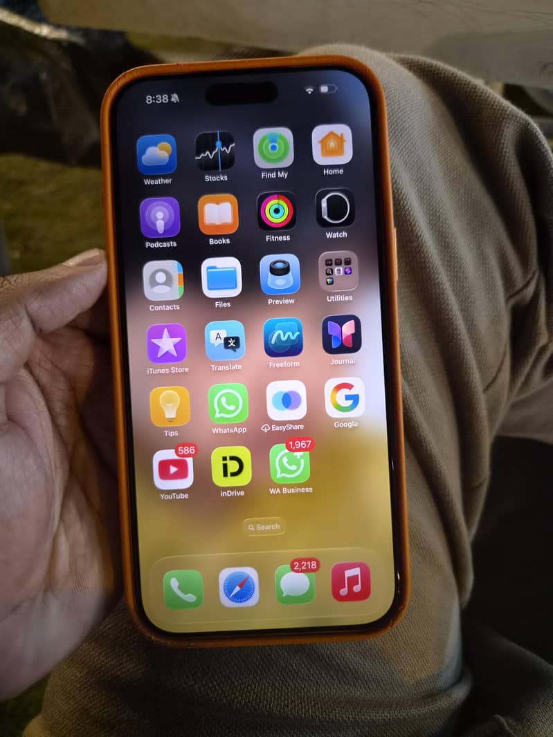 Apple iPhone 17 Pro Max 1