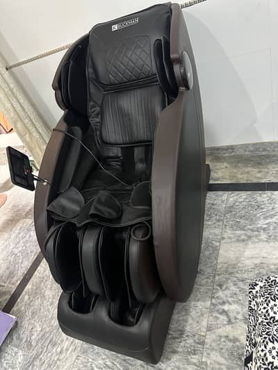 Jc Buckman massage chair