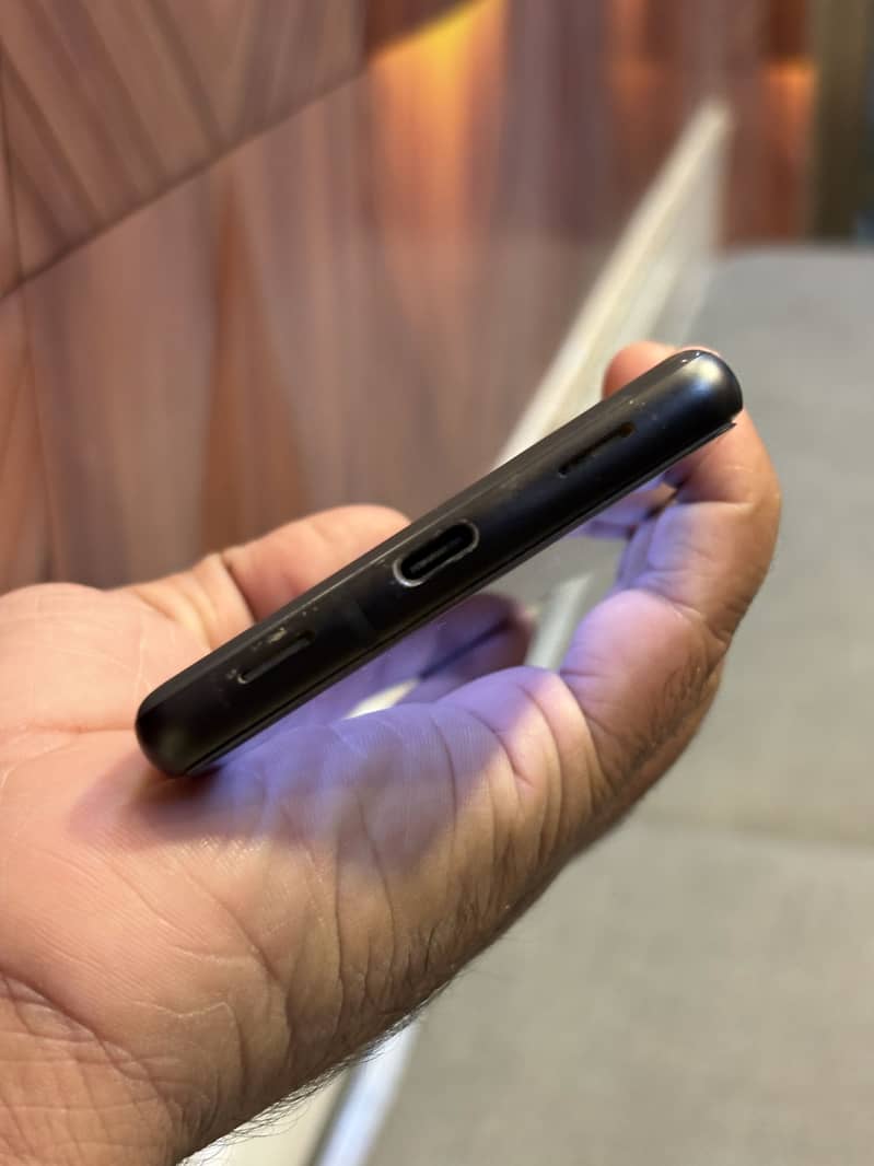 Google Pixel 7a 1