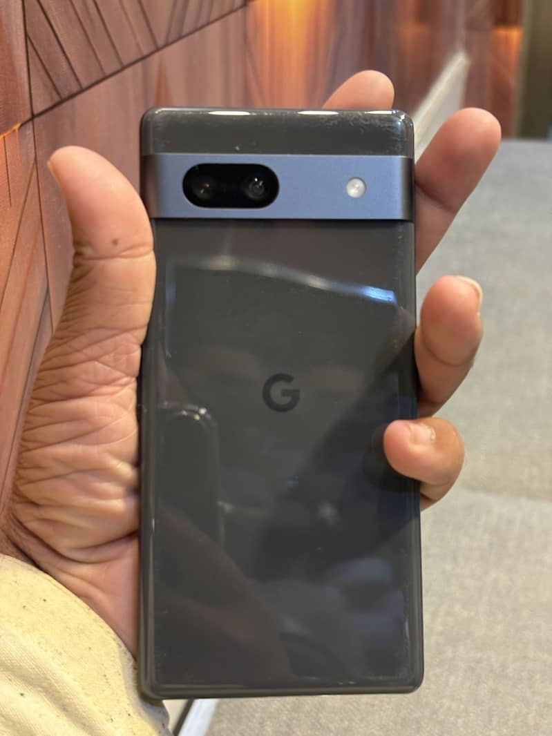 Google Pixel 7a 2
