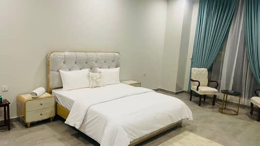 Par day short stay furnished apartment available