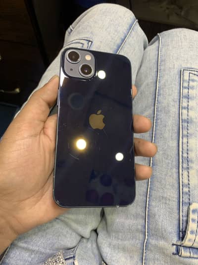 Apple iPhone 13