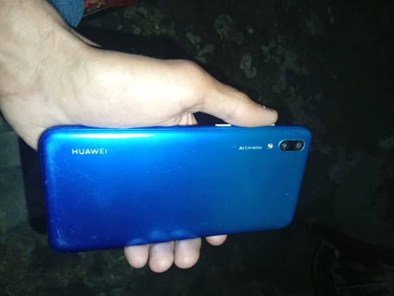 Huawei Y7 Pro 1