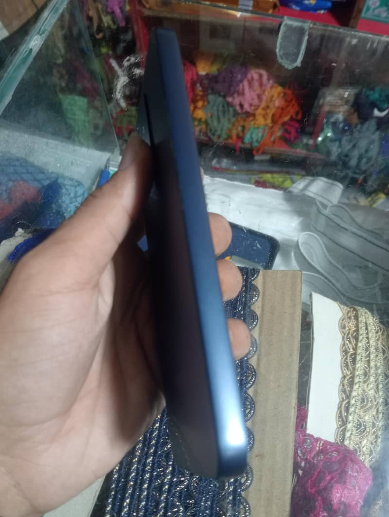 OPPO A6s 4