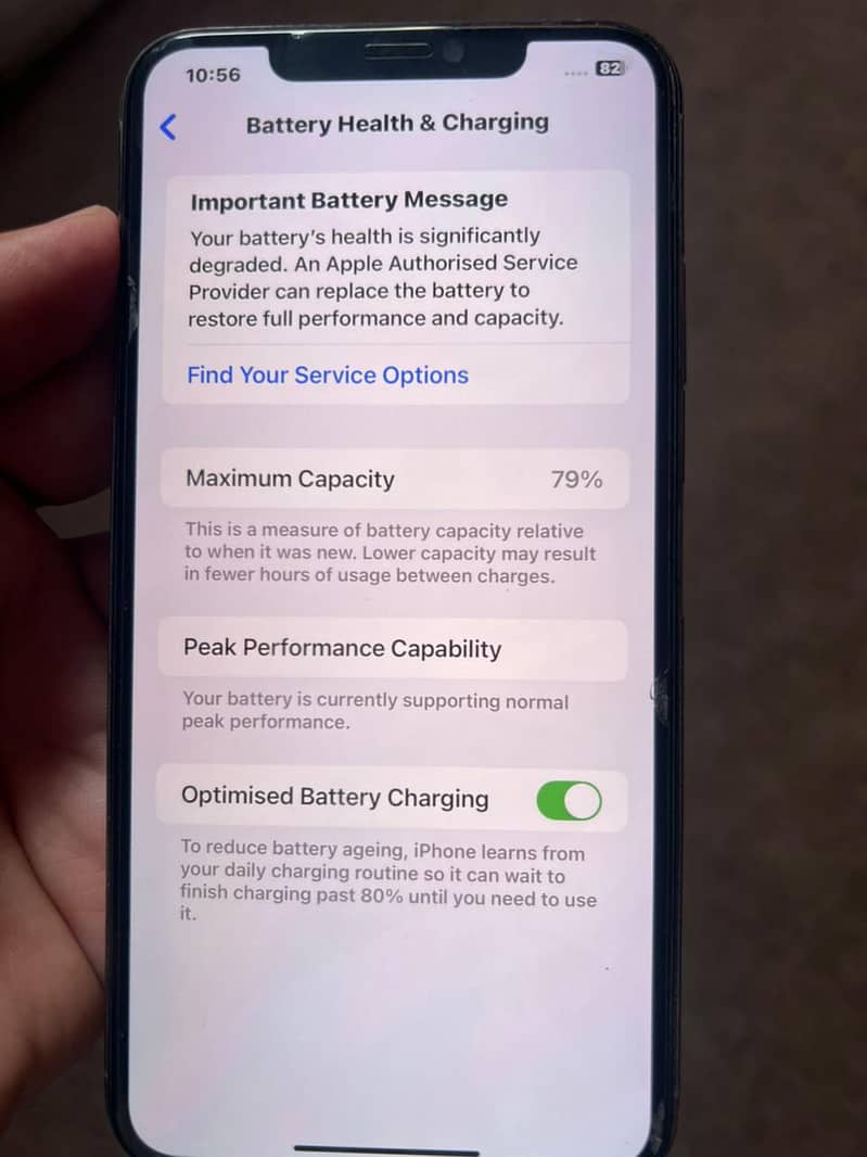 Apple iPhone XS Max 3