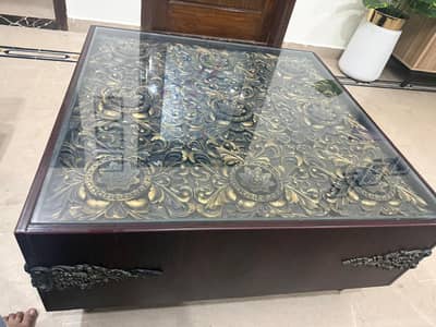 center table for sale -good condition