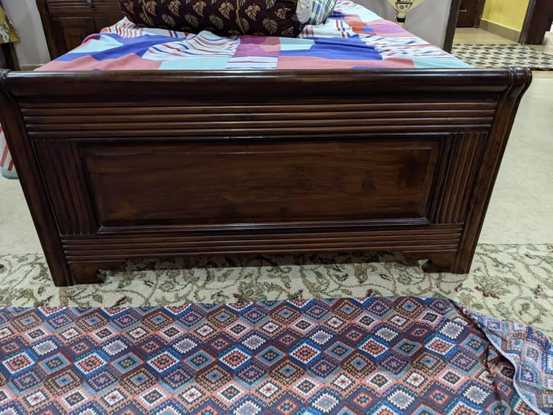 Seesham Single Bed 2 piece 1