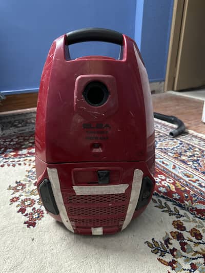 Elba 2000W vacuum cleaner