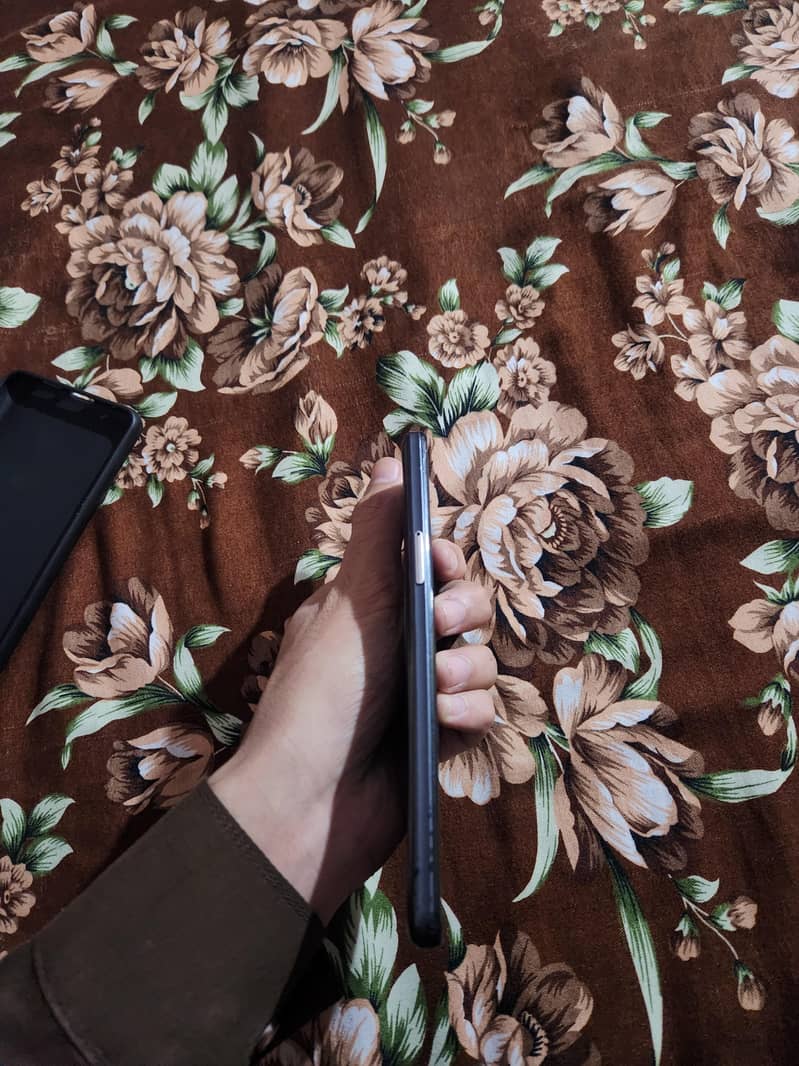 Sharp Aquos Zero 5g basic Non pta 4