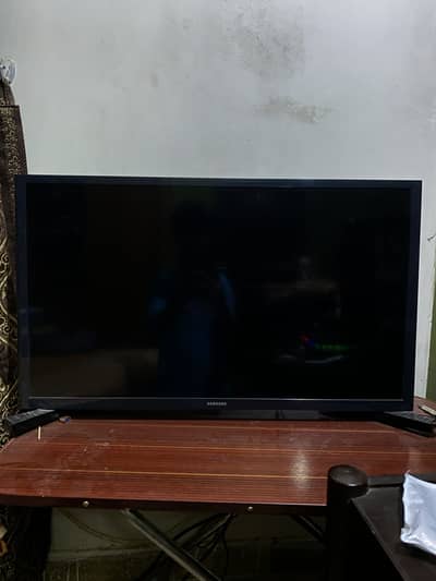 Samsung 32” TV