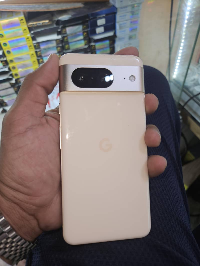 Google Pixel 8 1