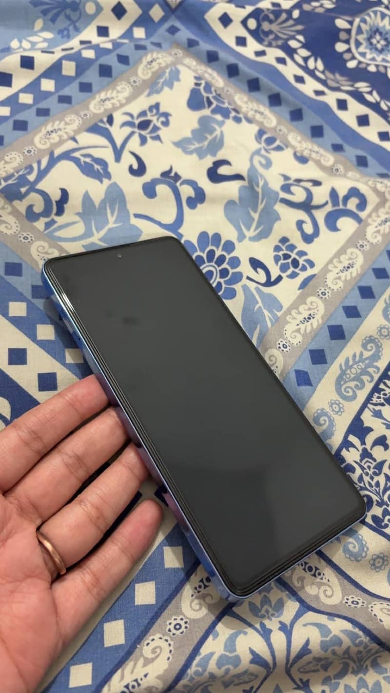 Tecno CAMON 20 2