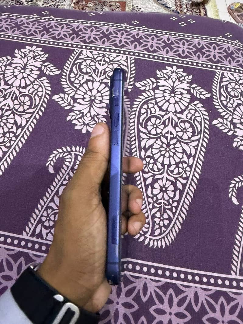 Apple iPhone 17 Pro Max 3