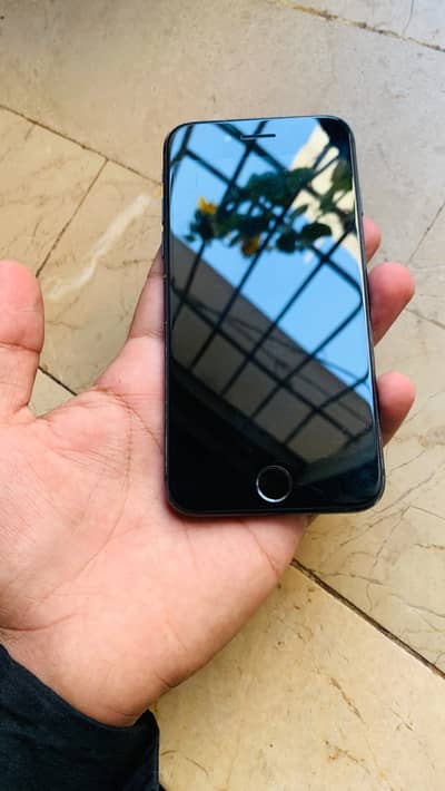 iphone 7 PTA Approved 128gb