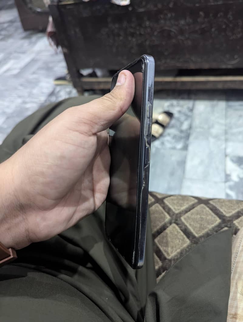 Tecno SPARK 30 Pro 3