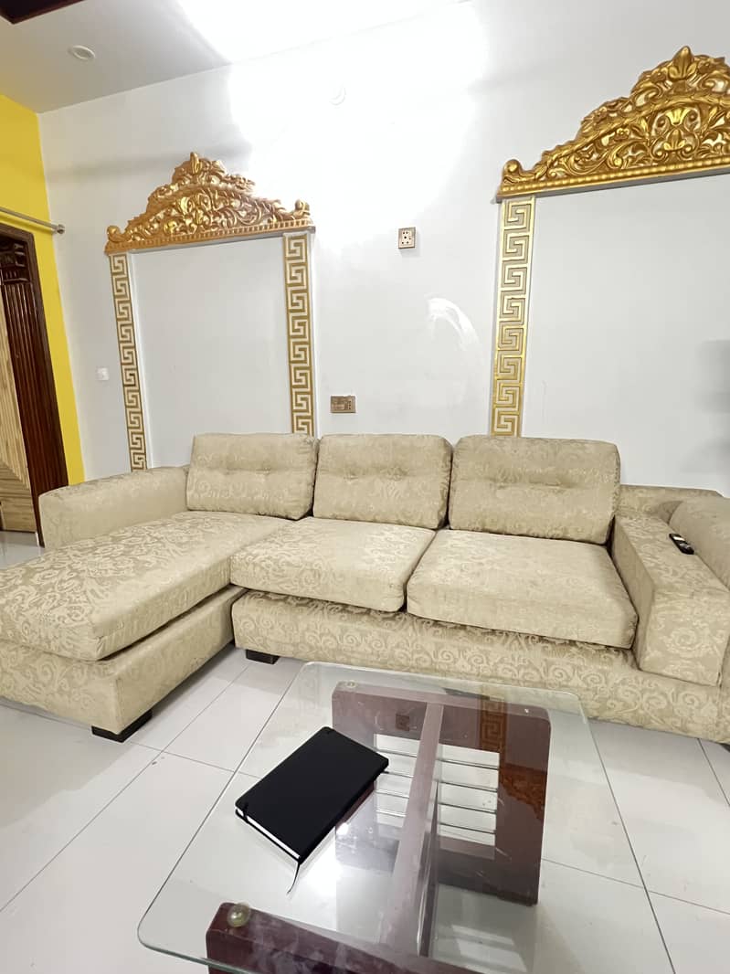 Day bed lshape comforter sofa 1