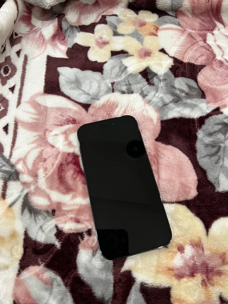Apple iPhone 14 Pro 4