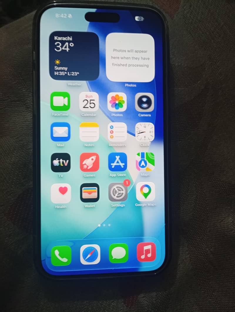 Apple iPhone 15 Pro Max 2
