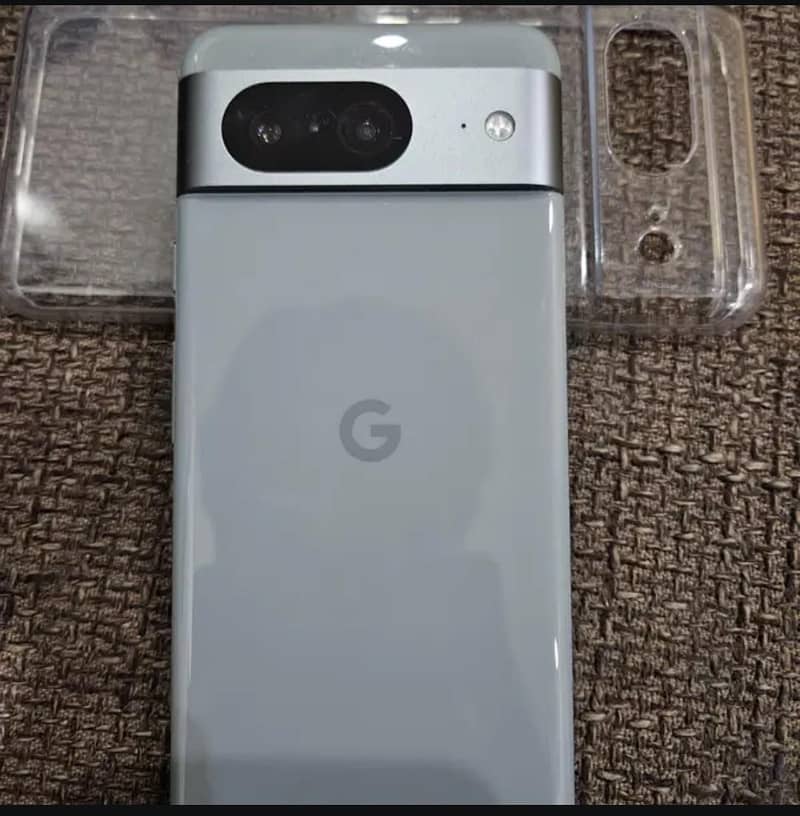 Google Pixel 8 1