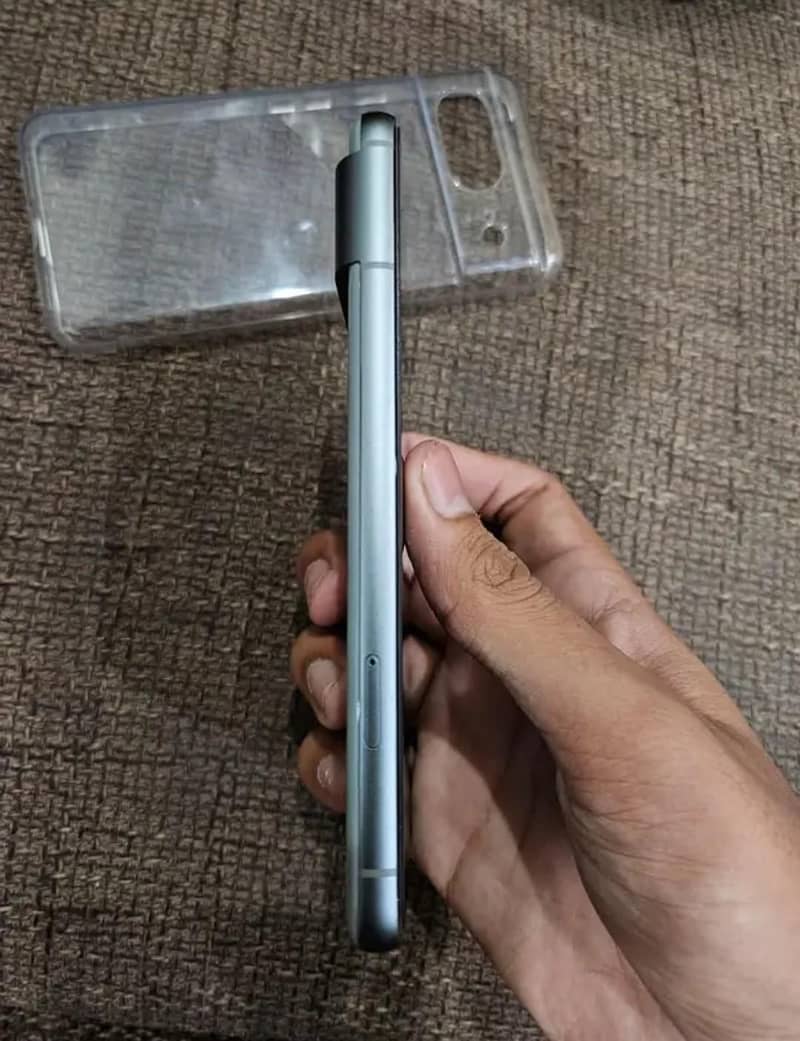 Google Pixel 8 3