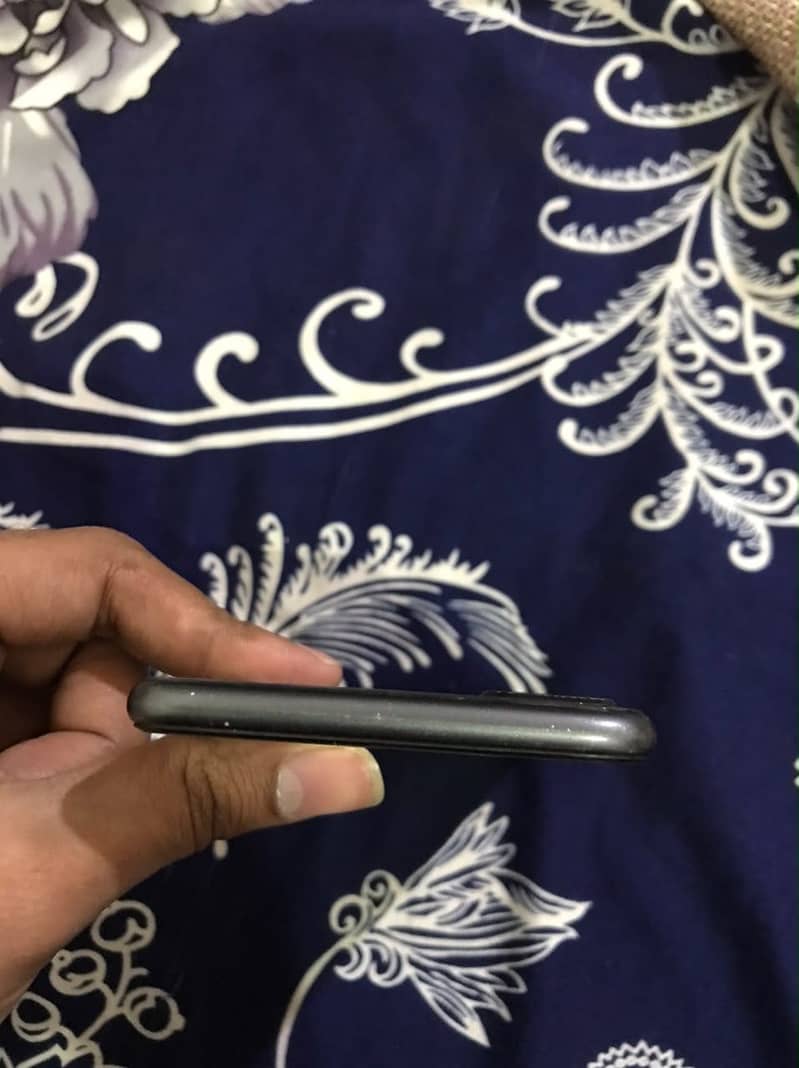 iPhone 8 Plus 64gb 4