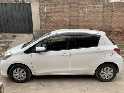 Toyota Vitz 2017