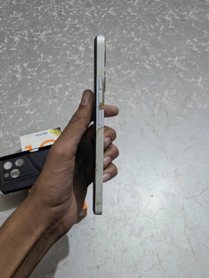 Tecno Spark 10 Pro 0