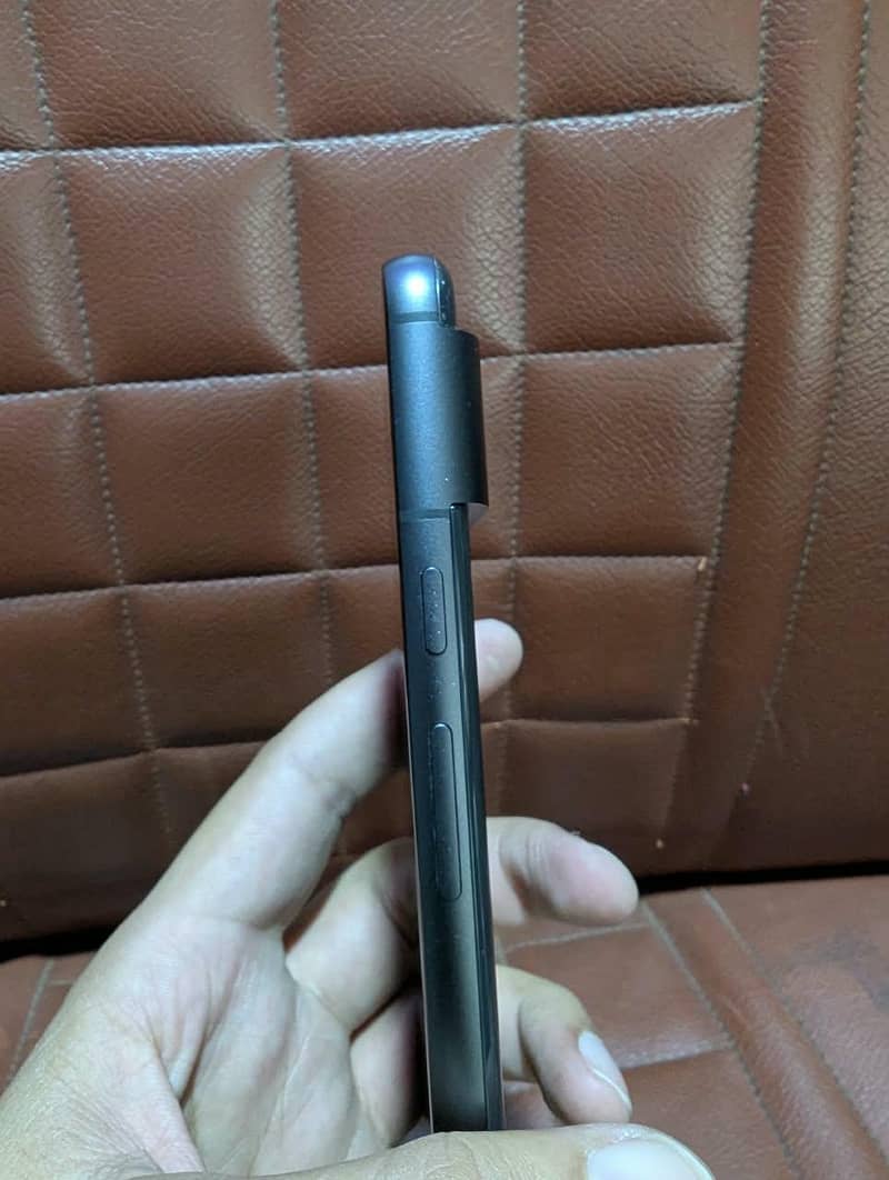 Google Pixel 8 2