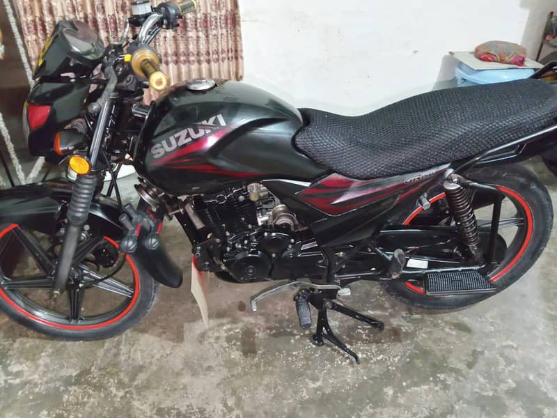 suzuki gr 150cc 3