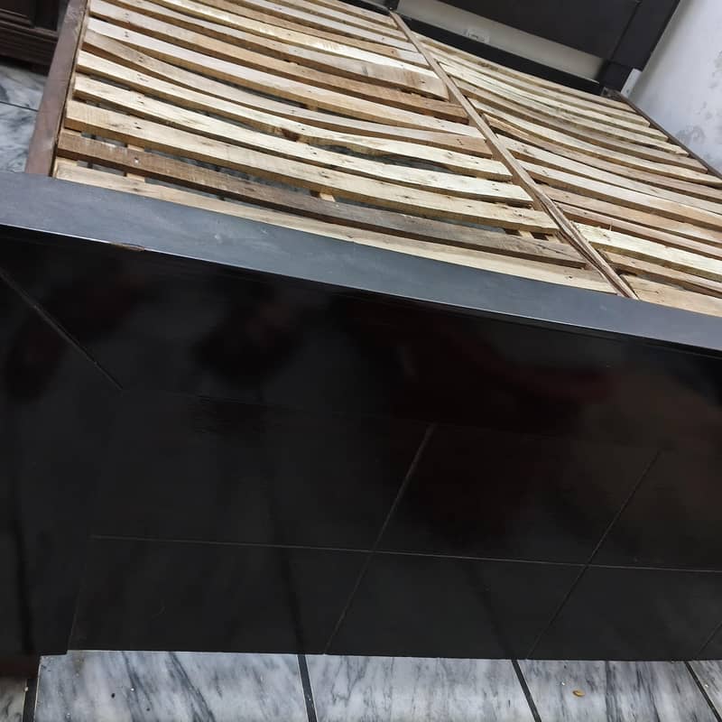 King Bed 2