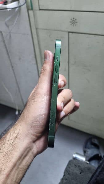 Iphone 13 3