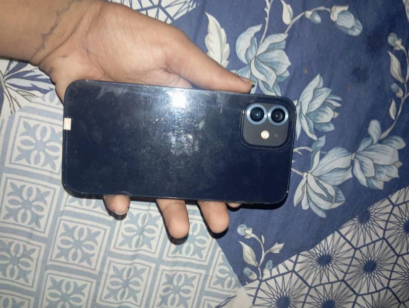 Apple iPhone 12 0