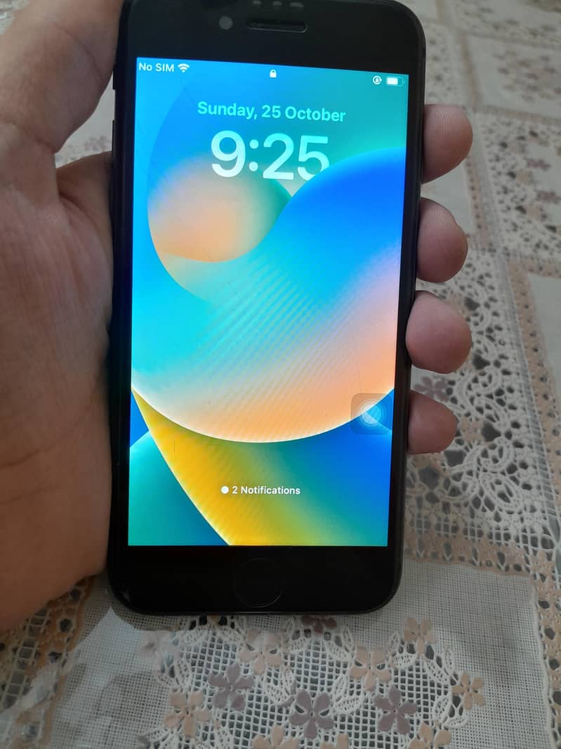 Apple iPhone 8 6