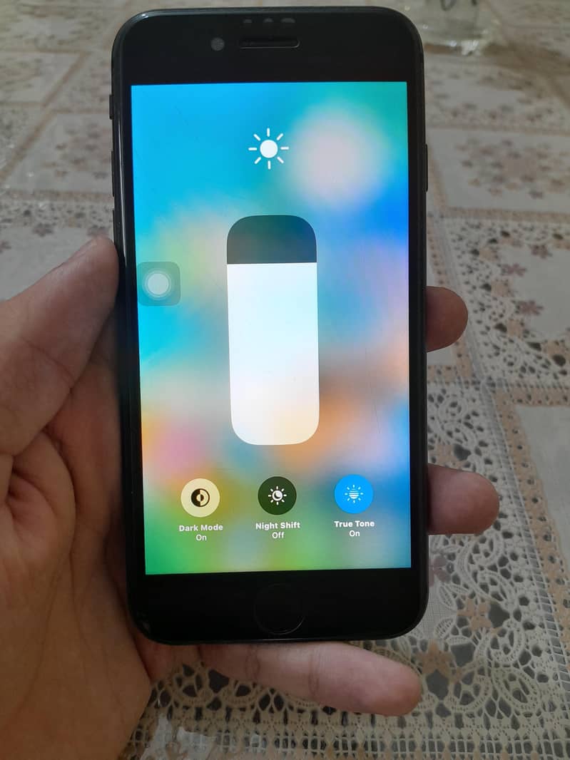 Apple iPhone 8 8