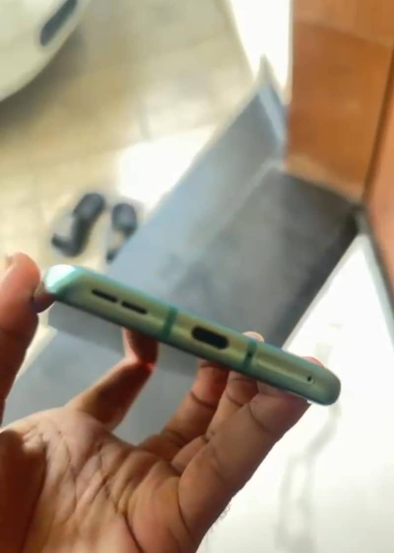 One Plus 8 Pro 4