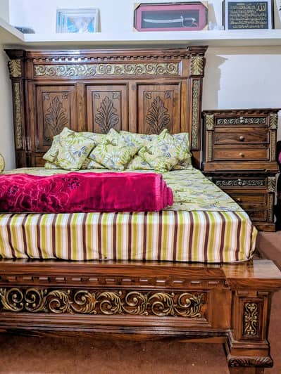 Chinioti Wooden Bedroom Furniture & Cabinets for Sale