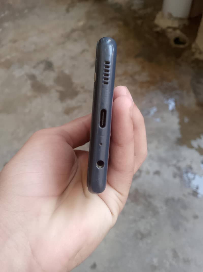 Samsung Mobile A13 2