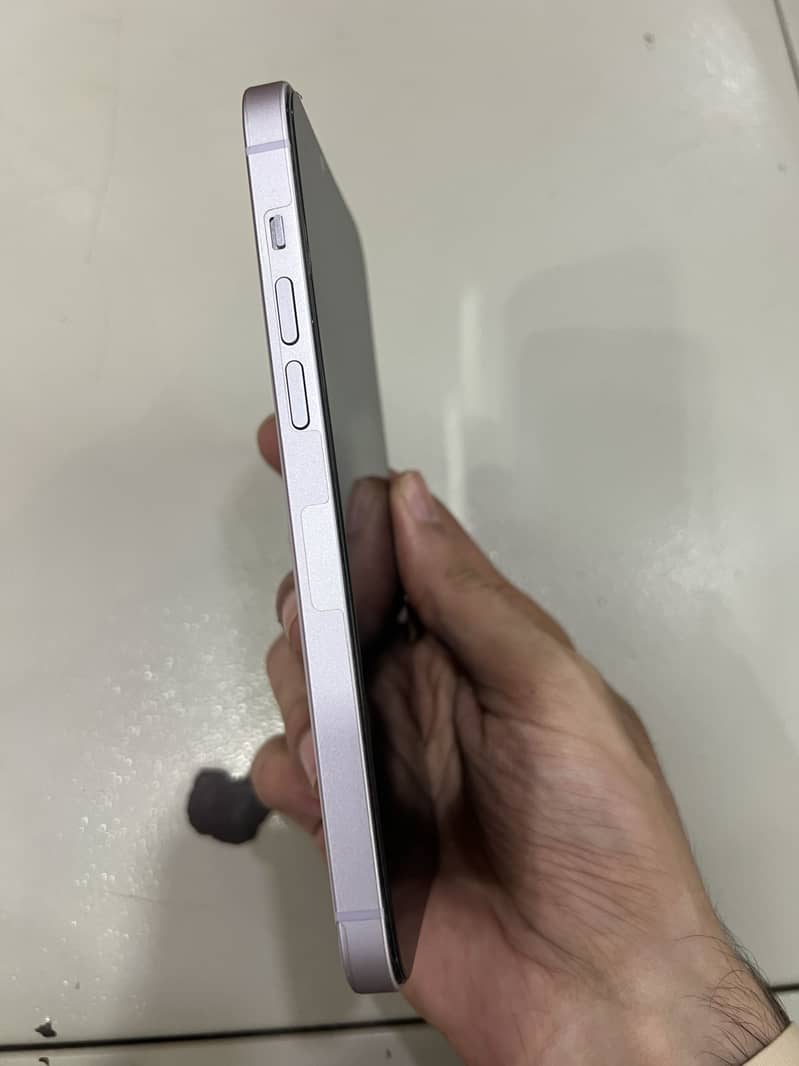 Apple iPhone 14 plus 0