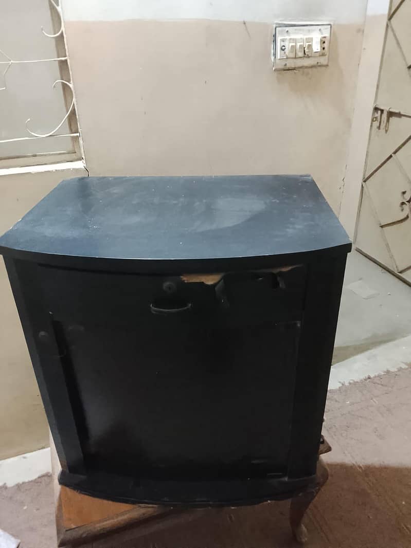 Tv and Computer table 0