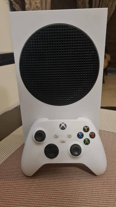 XBOX Series S - 512 GB - Slightly Used