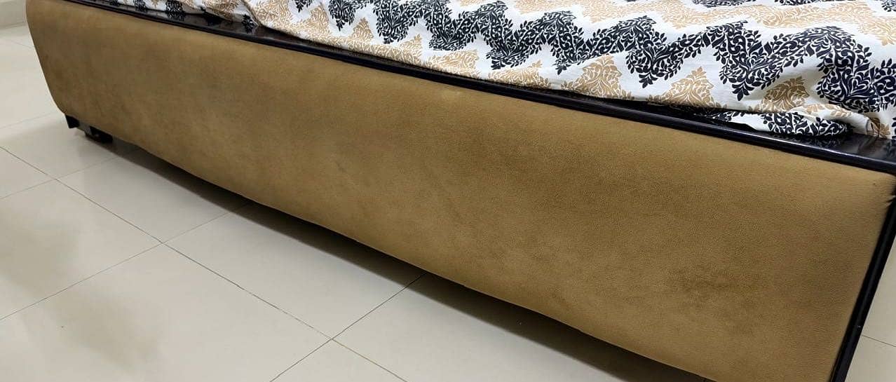 King bed 1