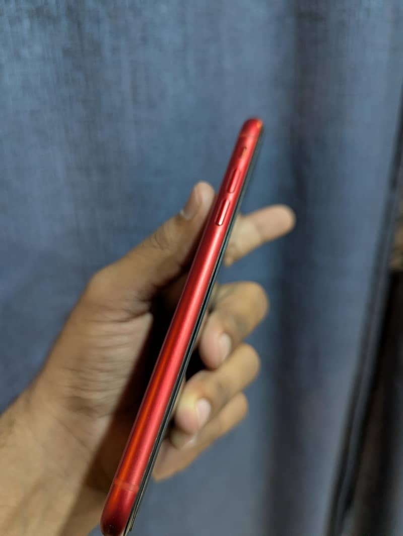 Apple iPhone XR 3