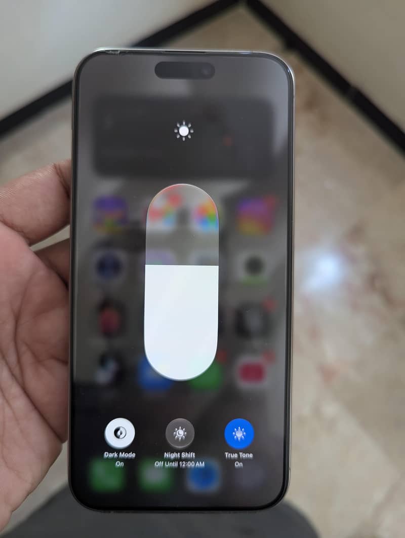 Apple iPhone 15 Pro Max 5