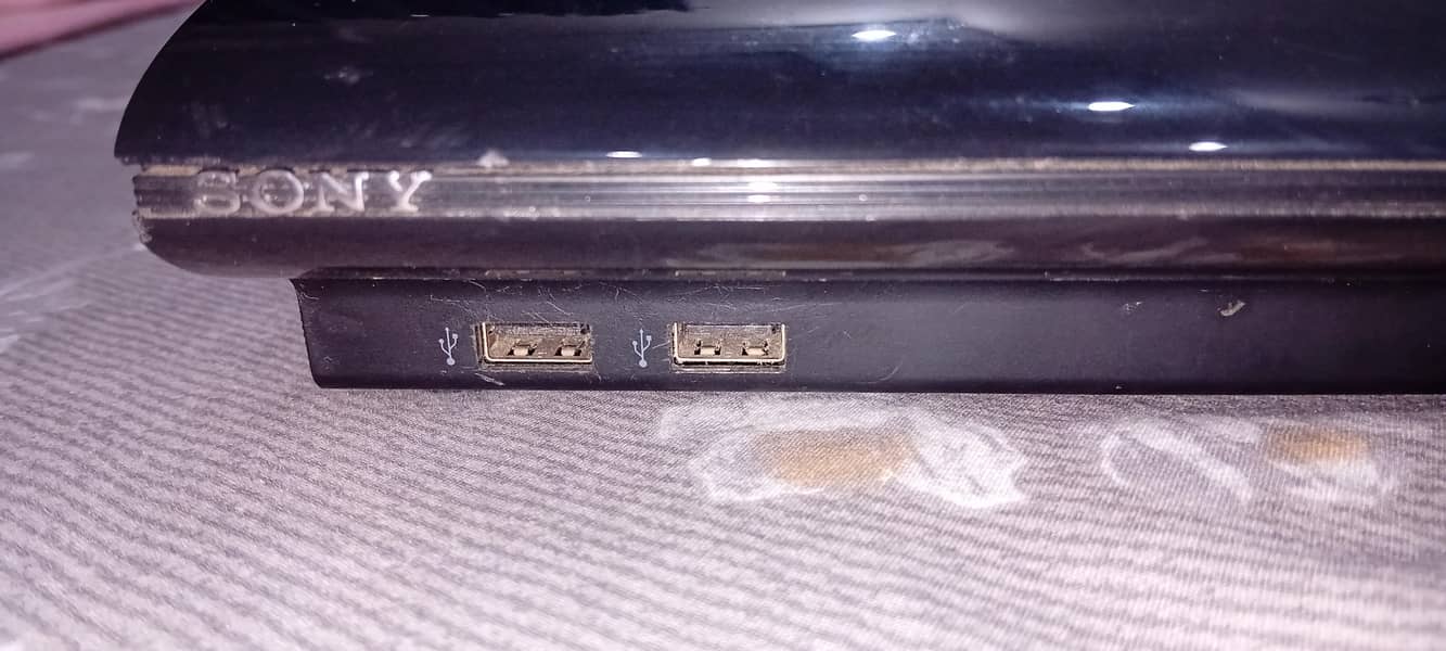 PS 3 in mint condition 4