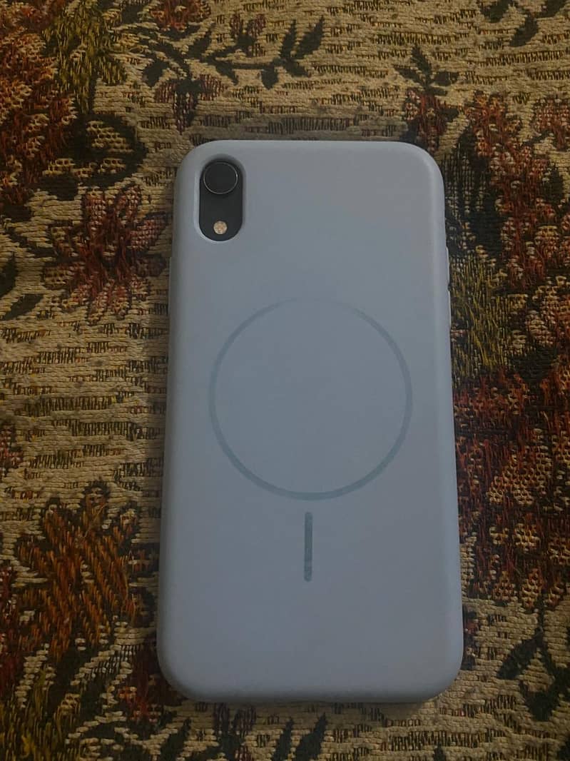 Apple iPhone XR 0