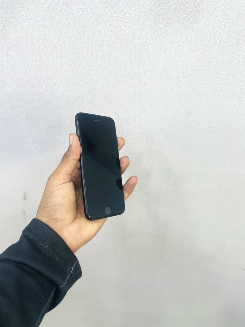 Apple iPhone SE 2