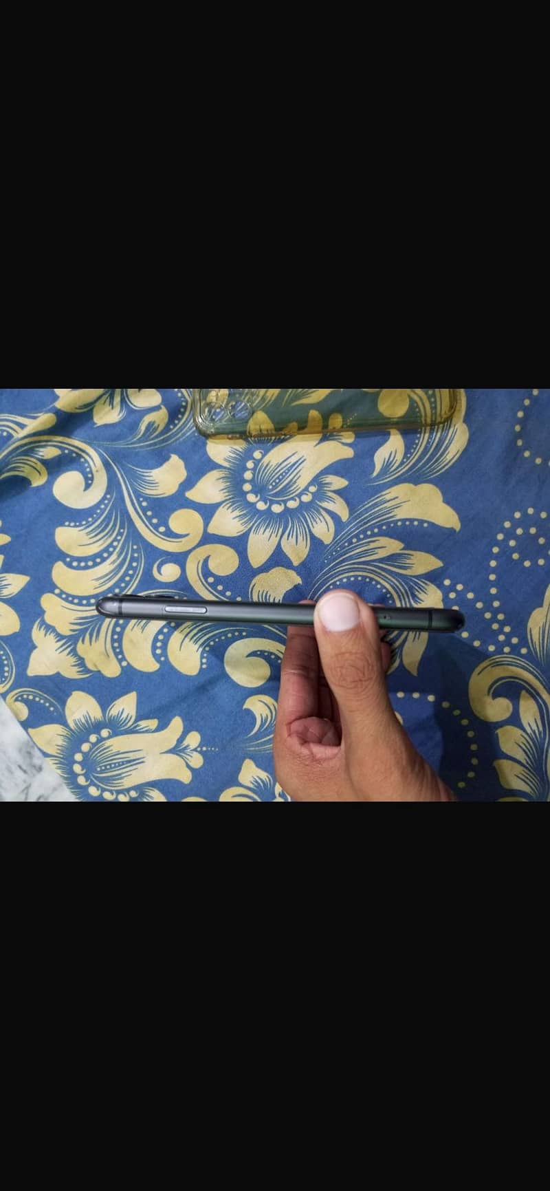 Apple iPhone 11 0