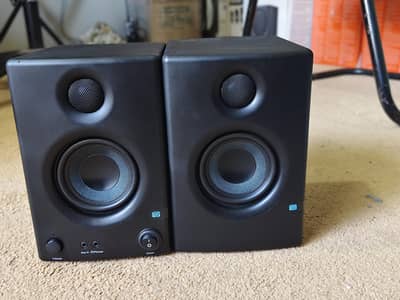 YAMAHA HS5 JBL . presonuns . mackie studio monitors