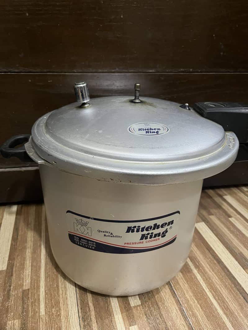 Kitchen king cooker 1