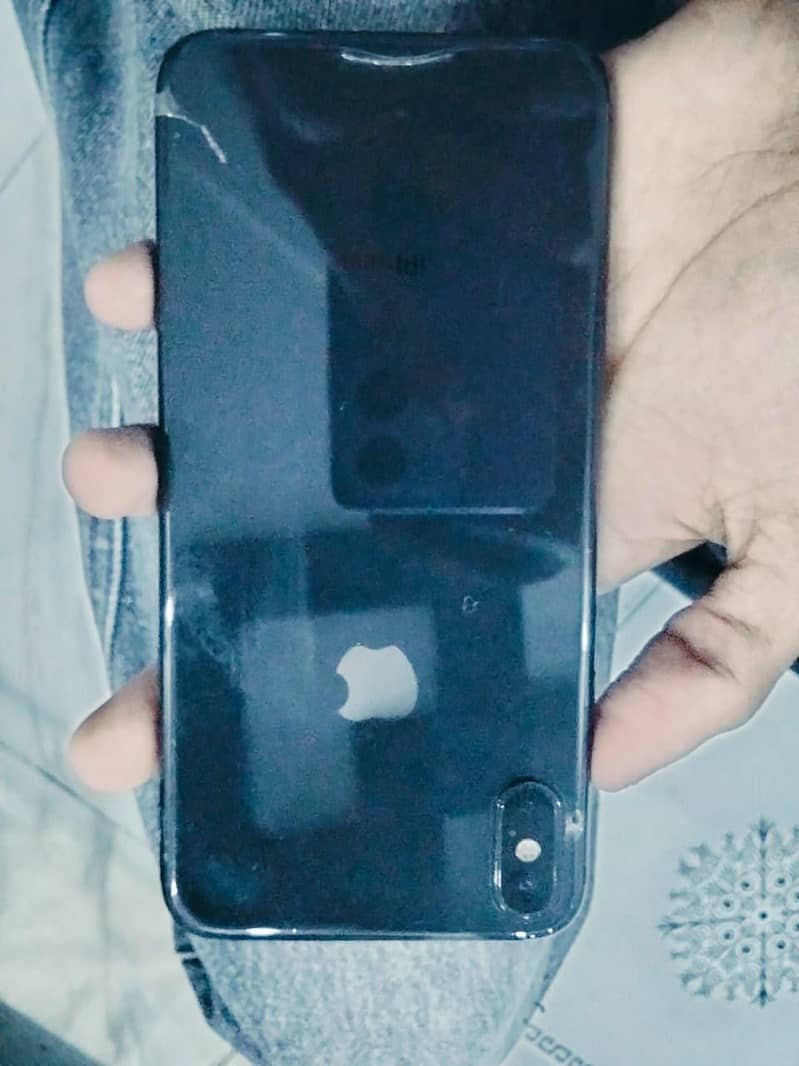 Apple iPhone XS Max 1